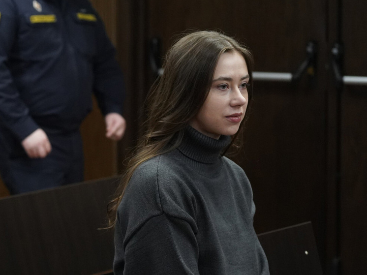 Осужденная условно блогерша Митрошина рассказала, что собрала с собой в камеру