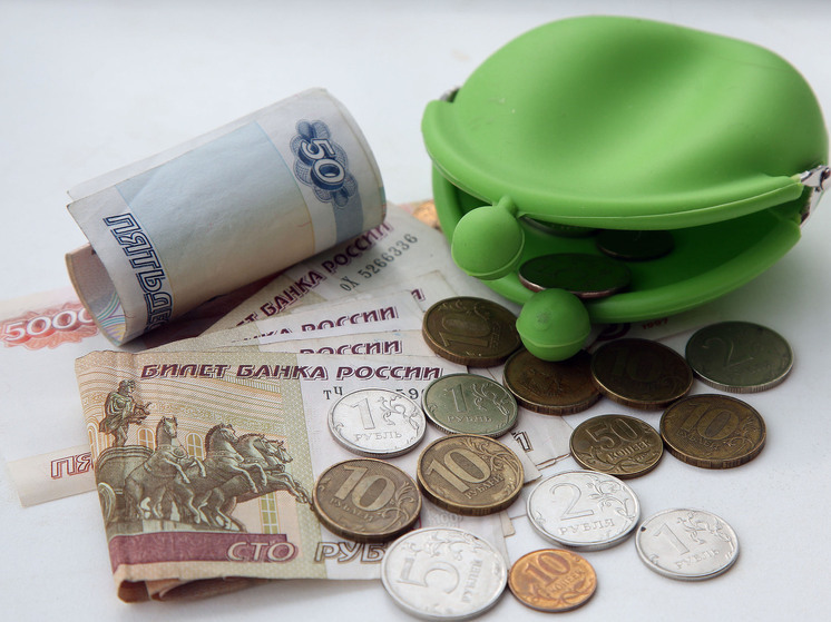 Учителям предложили заниматься с отстающими учениками без оплаты