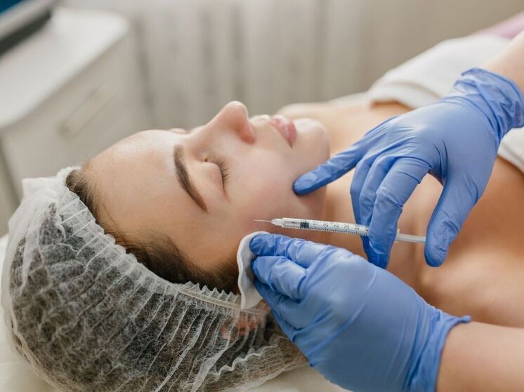 Ботокс стал оружием для продвижения по карьерной лестнице