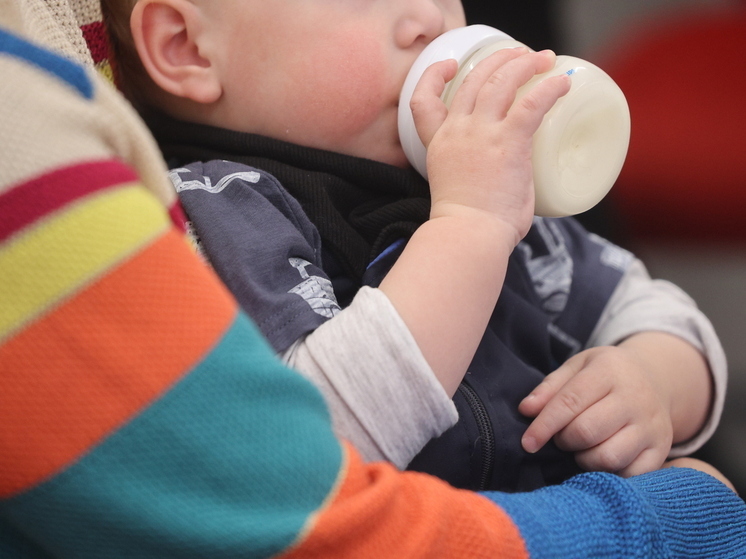 Педиатр рассказал, почему женщины отказываются от грудного вскармливания