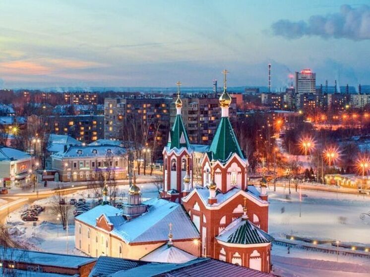 «Мы — атомная семья дивизионов, городов и ядерной эстетики...»