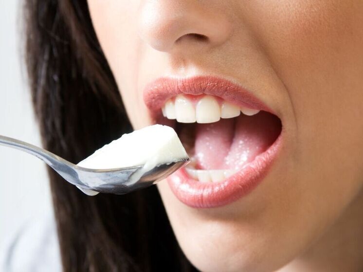 Сахар запускает атаку бактерий на эмаль уже через минуты