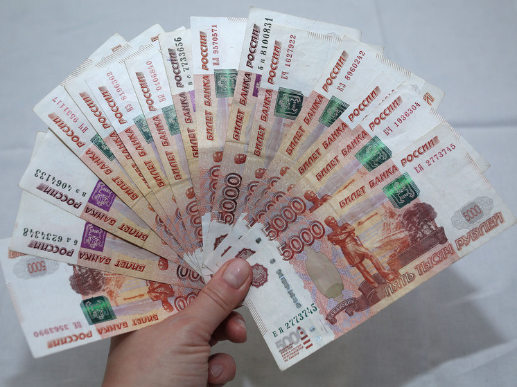 Говырин: россияне могут получать до 5700 рублей в день по больничному листу