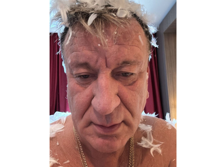 Пенкин пожаловался на ЧП в Новосибирске: пришлось отдать отелю 350 000 рублей