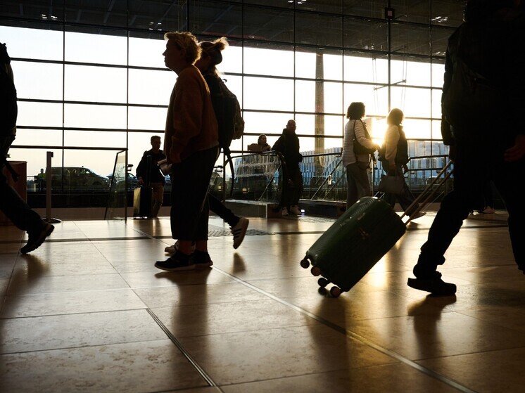 Из-за недовольства правительством Стармера в Британии растет массовый исход