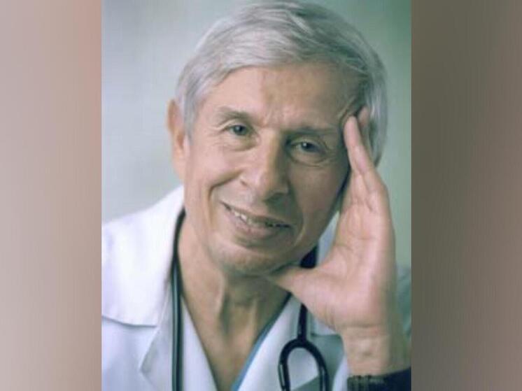 Легендарному детскому врачу Владимиру Подзолкову исполняется 87 лет