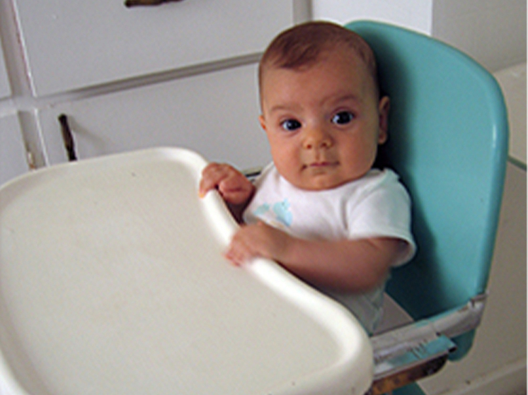 Для испытания стульчиков для кормления будут использовать шаблон туловища ребенка