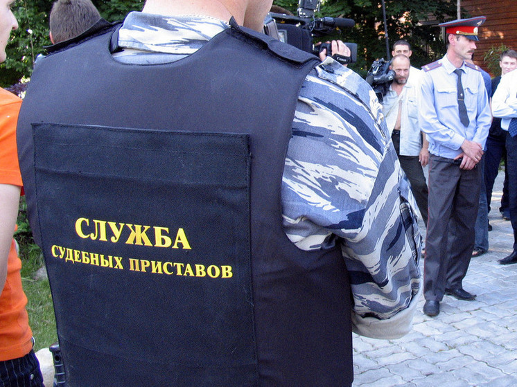 Средний московский алиментщик должен 219 тысяч рублей