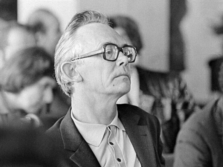 Раскрыты тайные смыслы комедии Гайдая «Не может быть!»