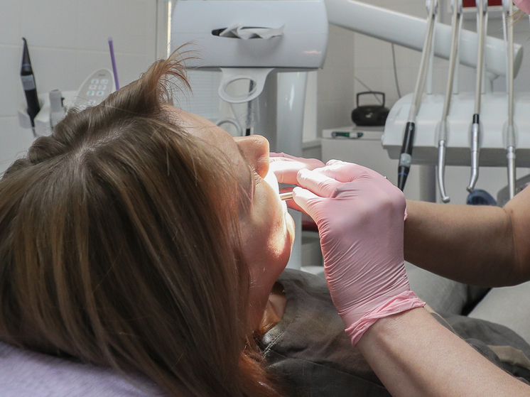 Neurology: Пародонтит и кариес повышают риск инсульта