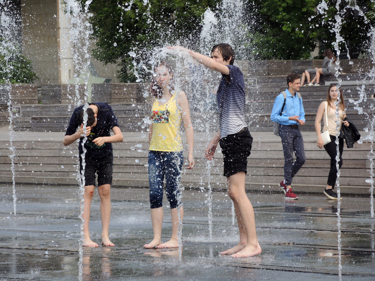 Тишковец: температура воздуха в Москве днем во вторник достигнет +30 градусов
