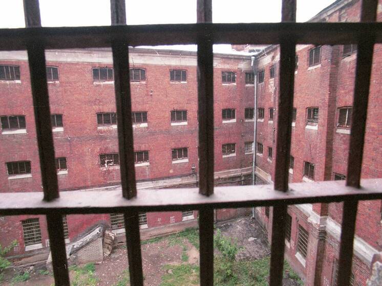 Экстремист сократил себе срок заключения на два месяца через Верховный суд