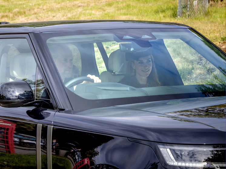 Появление Кейт Миддлтон в образе блондинки расценено как верность традициям на фоне скандалов