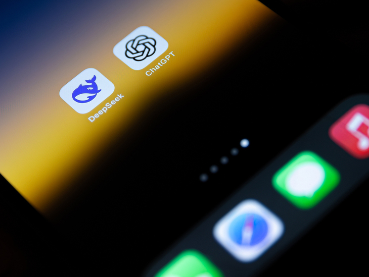 В США пенсионер ушел на свидание со знакомой из интернета, упал по дороге и умер