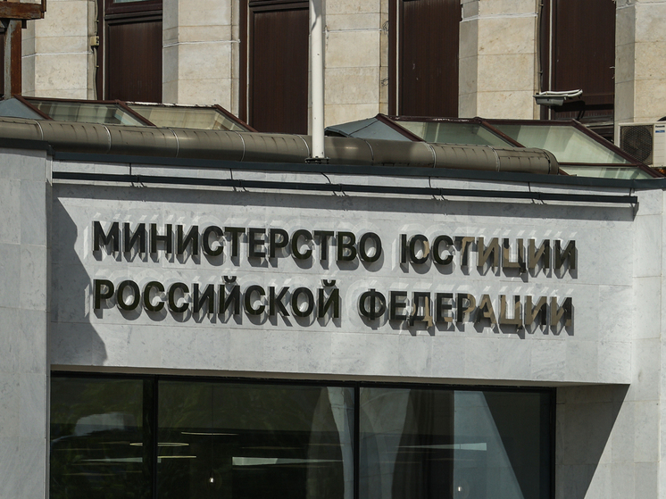 В рацион российских заключенных предложили добавить чеснок и лимон